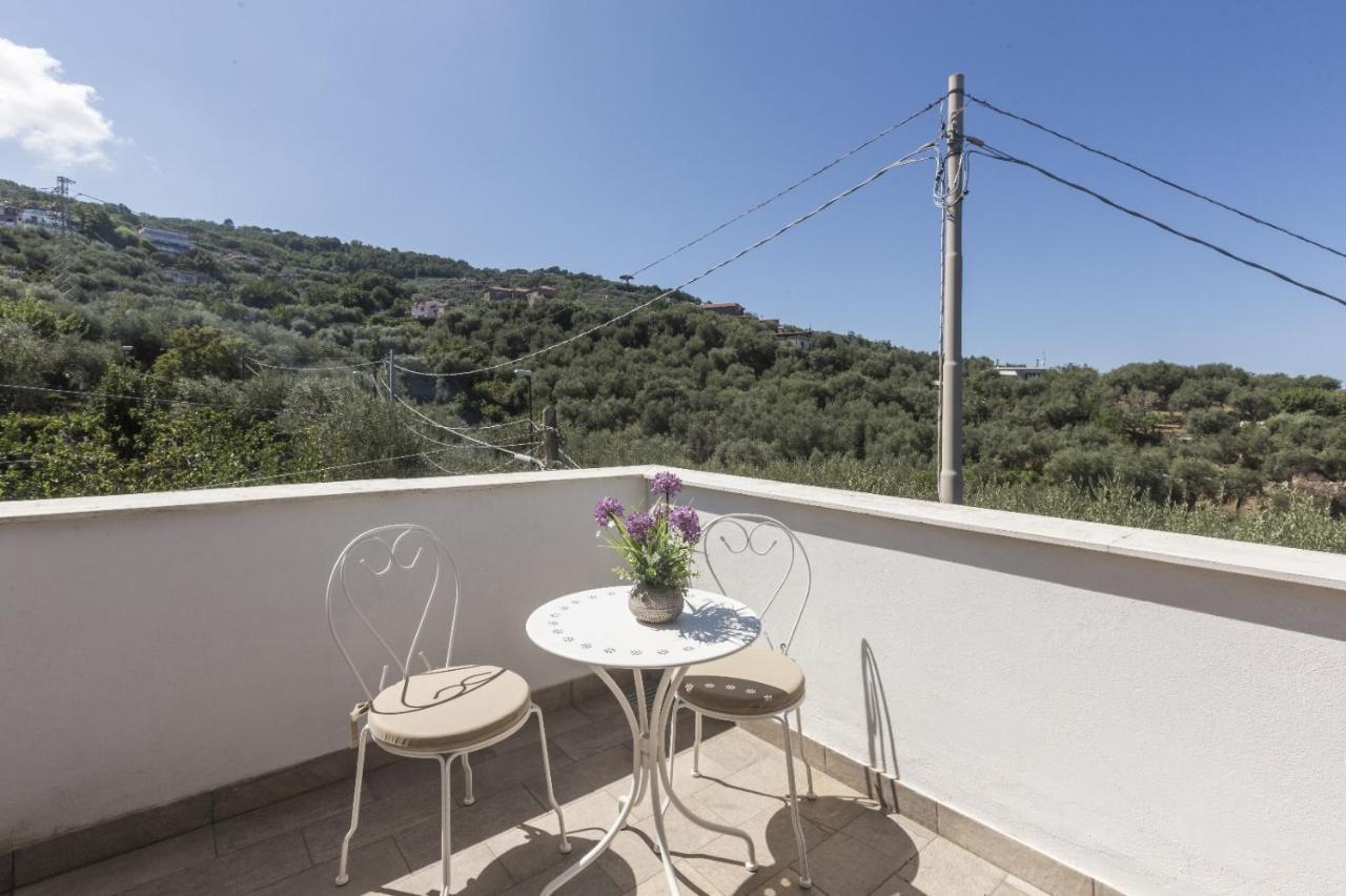 La Terrazza Sul Golfo Villa Sorrento Bagian luar foto