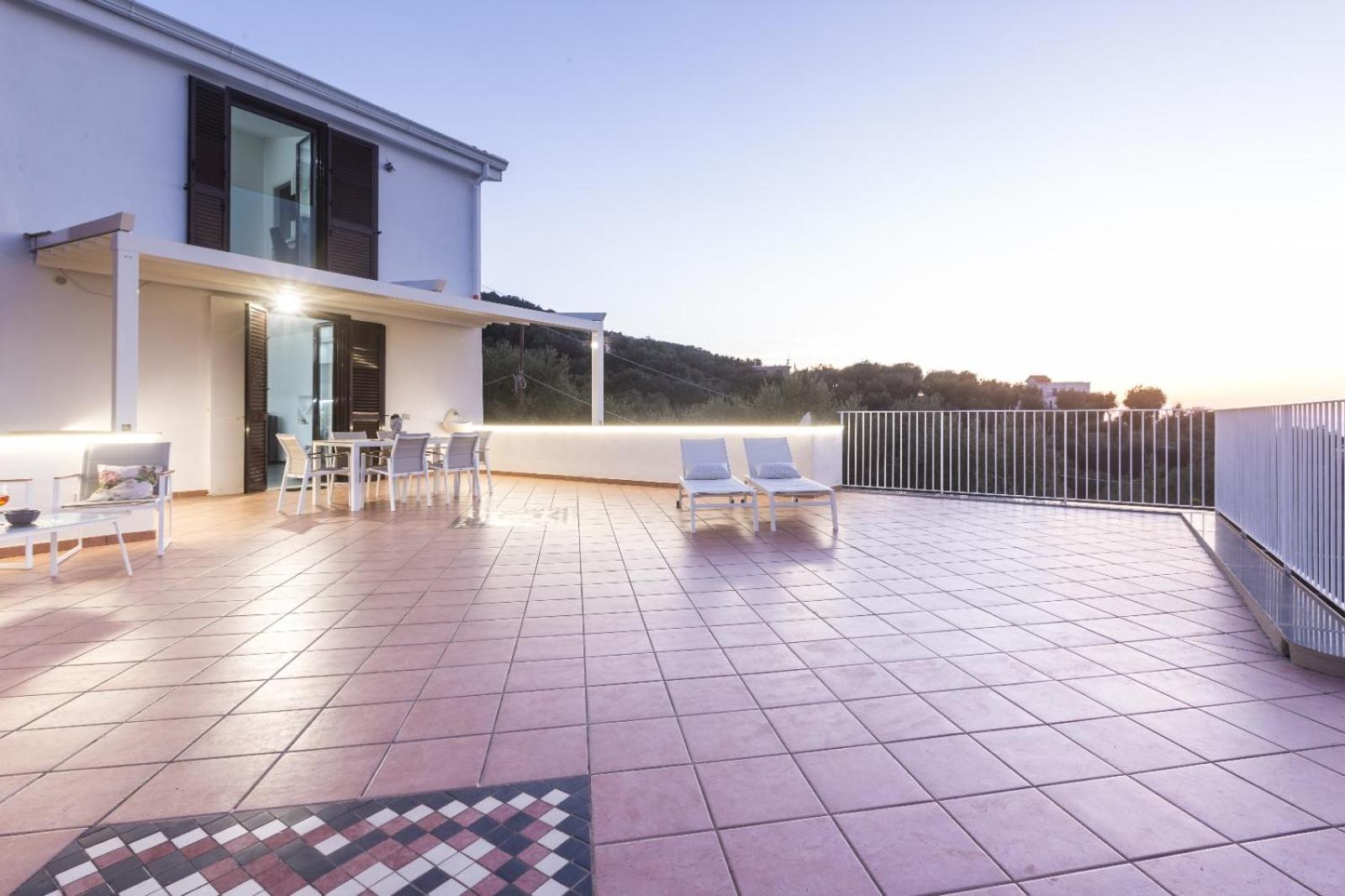 La Terrazza Sul Golfo Villa Sorrento Bagian luar foto